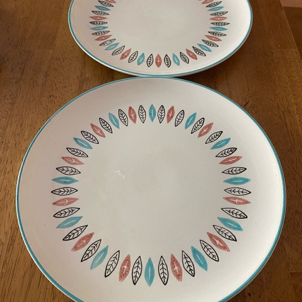 2 Marcrest Nordic Mint Vintage Dinner Plates